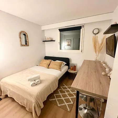 Cosy Berthelot Lägenhet *